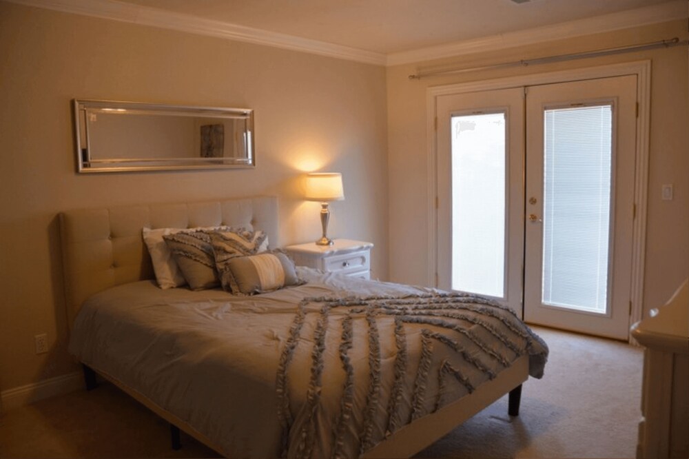Villa (5 Bedrooms) - Room