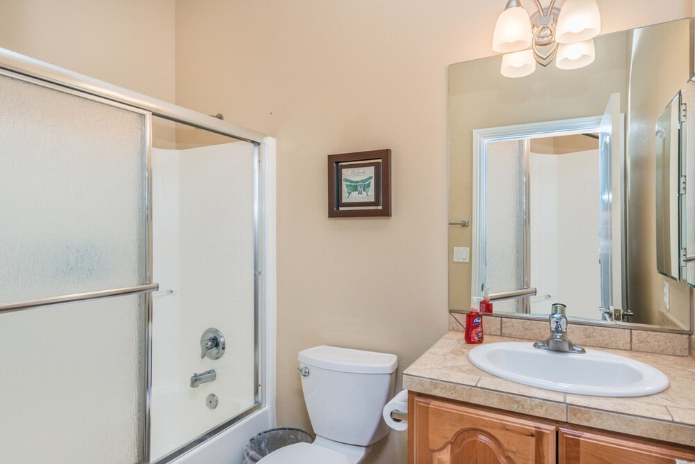 Villa (Multiple Bedrooms) - Bathroom