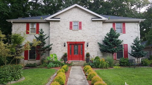 Corbin Home and Treehouse