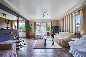 BELVEDERE ZAMORA VILLA