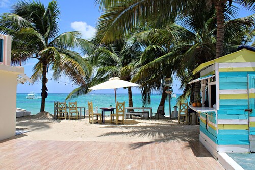 Green Coast Beach Hotel