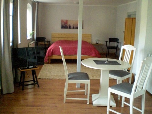 Sonnige Ferienwohnung am Tor zum Erzgebirge nahe der Motorradstadt Zschopau