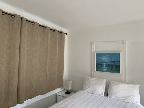 Tiana Beach Inn