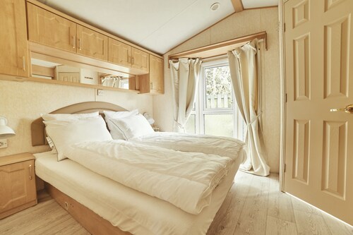 Chalet JULIA, Zaun, strandnah, hoch und dicht eingezäunt WLAN