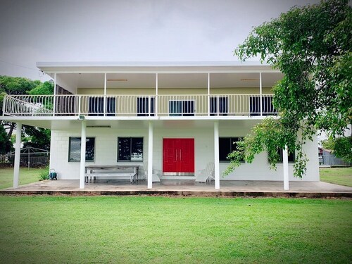 Holiday Rental - Huge House With Sea Views