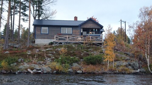 Idyll vid sjö och fjäll