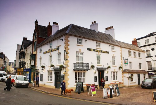 Punch House