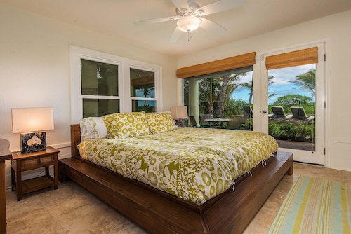 Beachfront Tropical Dream House!! TVNC#4299
