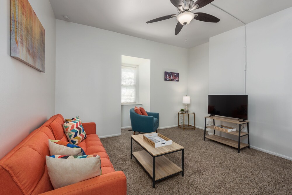 City Apartment, 2 Bedrooms, Non Smoking, Kitchen - Living Area