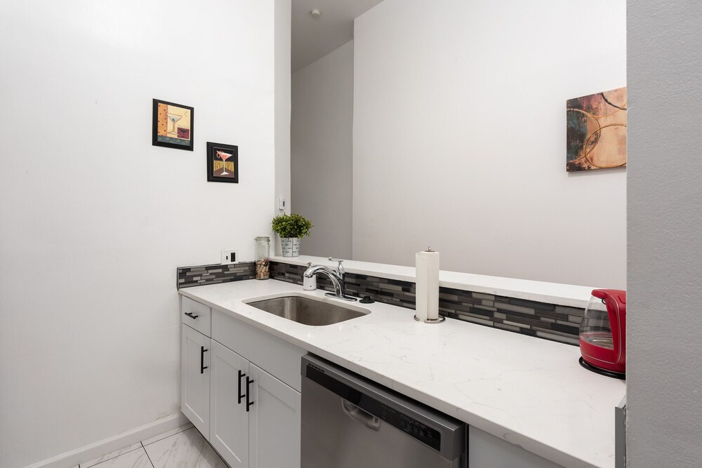 Traditional Apartment, 1 Bedroom, Non Smoking, Kitchen - Private Kitchen