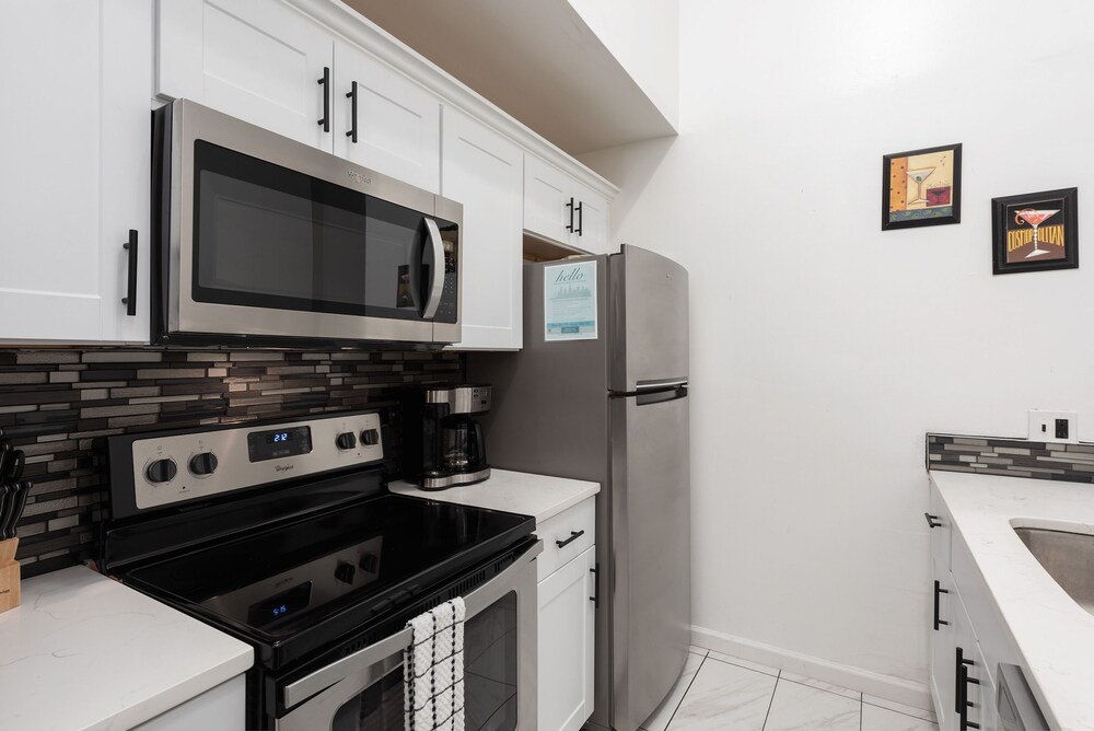 Traditional Apartment, 1 Bedroom, Non Smoking, Kitchen - Private Kitchen