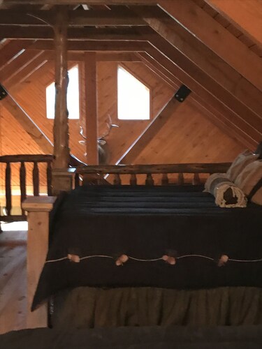 Two story mountain setting lodge