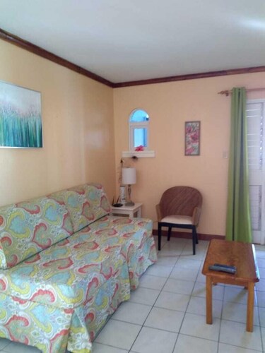 NEGRIL OCEAN VIEW APARTMENT