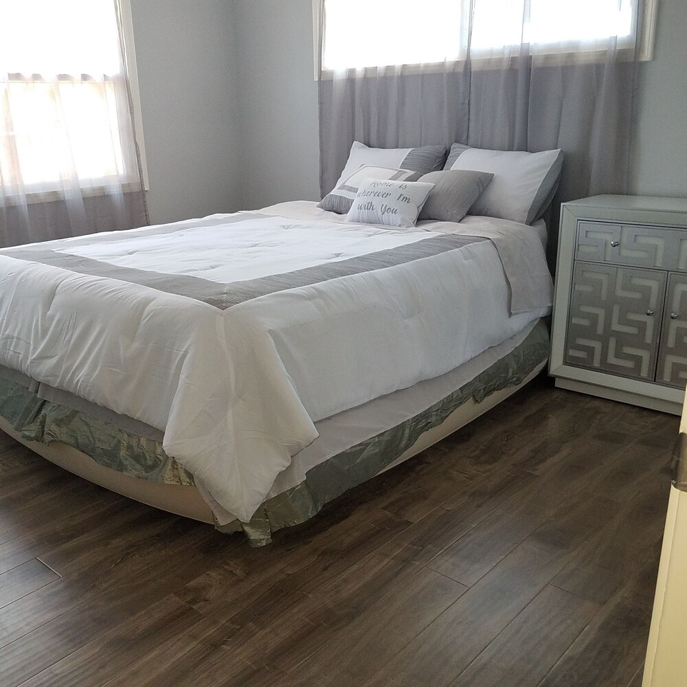 Family House - Room