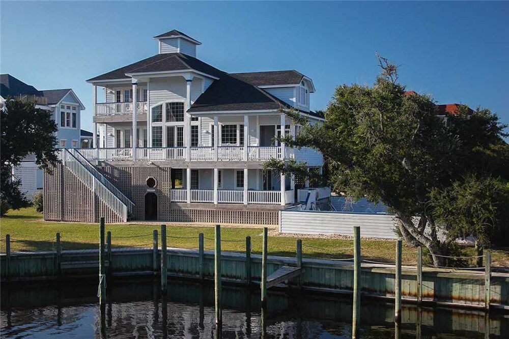 House, 4 Bedrooms, Patio (2 Good to Go #9SV-F) - Featured Image