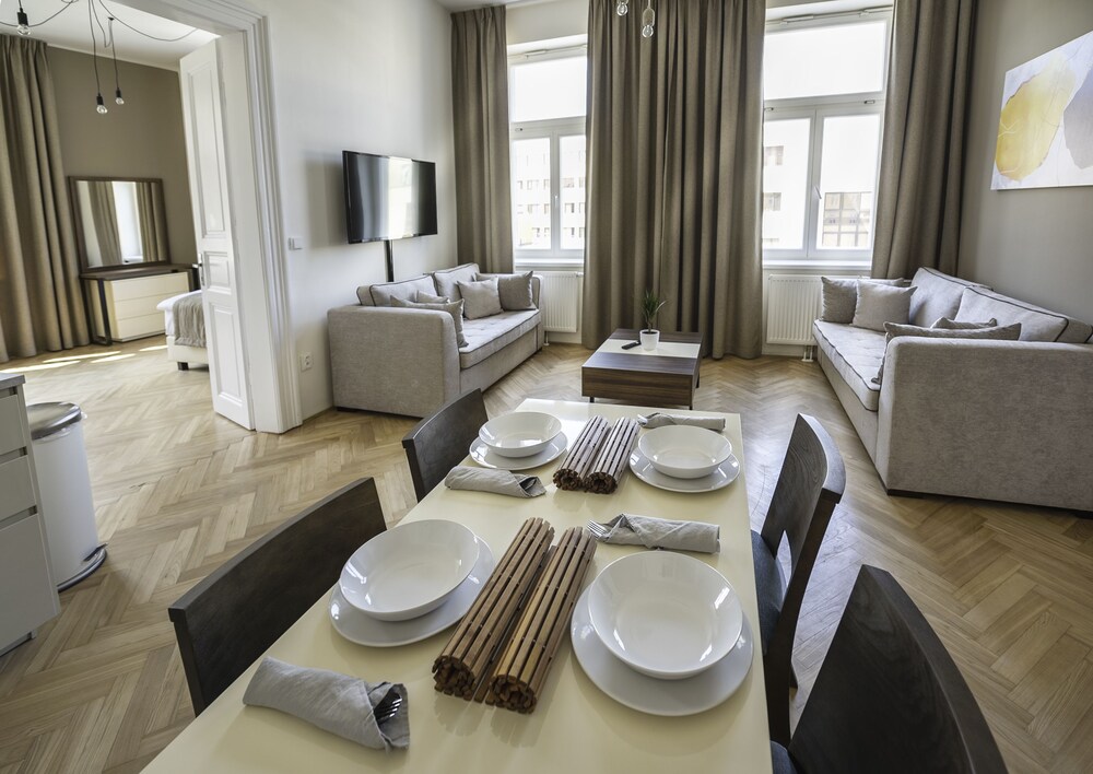 Deluxe Suite, 2 Bedrooms, City View - Featured Image