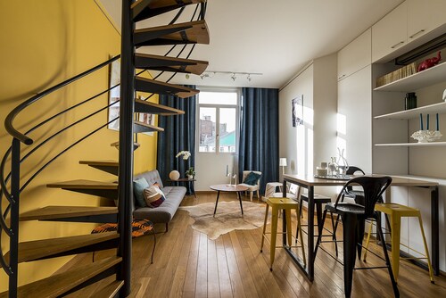 Europea Bright Bourse Duplex Residence