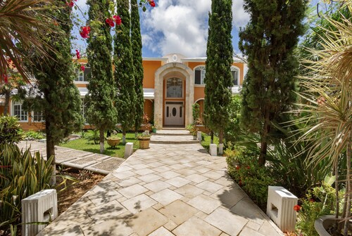 Casona del Sol