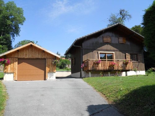 Chalet tout confort à la montagne, proche de Genève et du lac léman