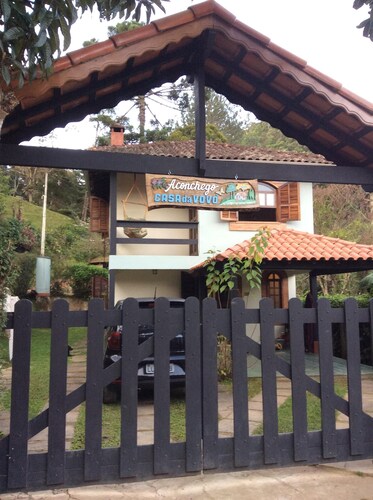 Super cozy house, 1.5Km Gastronomic Center Vila de Maringá MG - Downtown