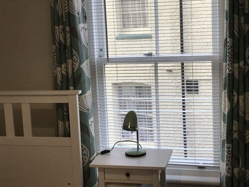 BAYVIEW 5 2 Bedroom Modern Seafront Apartment Newly Refurbished HERNE BAY