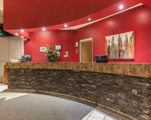 HomeStay Inn & Suites