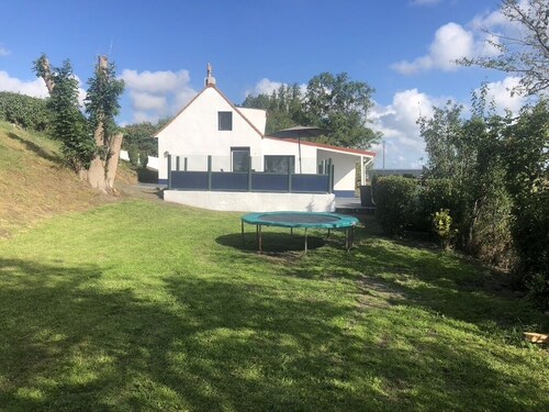 Cozy detached dike house for rent in Nieuwvliet, 3 km from the beach