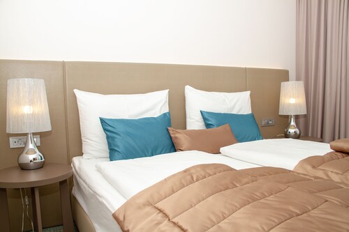 Hotel Seven