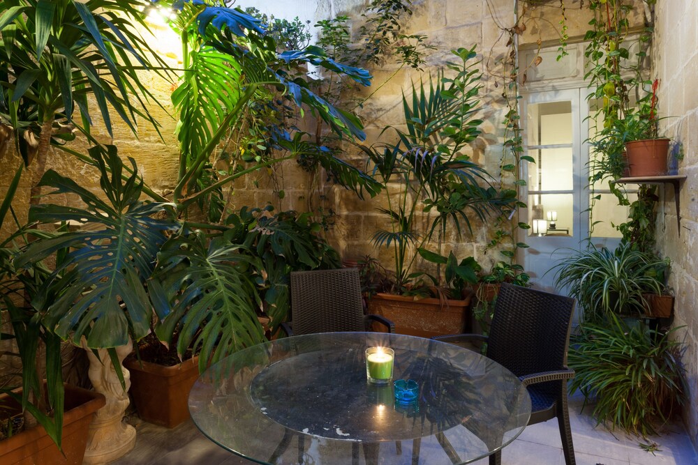 Appartamento, vista cortile (n° 1) - Immagine fornita dalla struttura