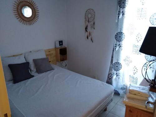 T2 Rez de Jardin , Moderne et Cosy avec accès direct " Plage de la lagune"