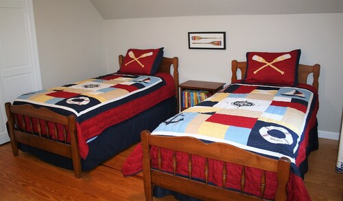 Wellfleet - Indian Neck Beach Area Quiet 4BR with A/C