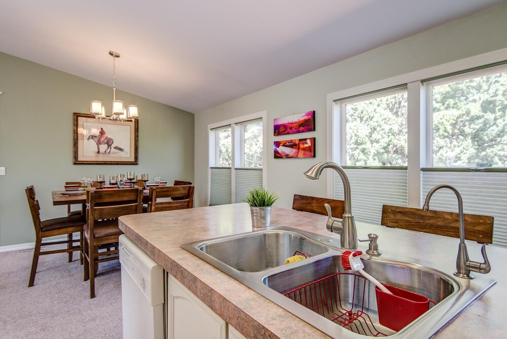 House, 3 Bedrooms - Private Kitchen