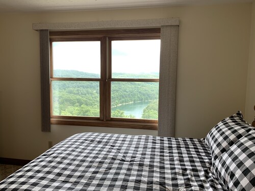 Work from Lake, Fast Internet, Weekly Discount, Kid Friendly, Private Resort