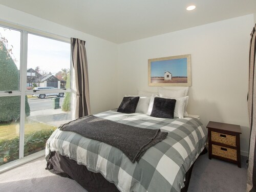 Southern Haven - Wanaka Holiday Home