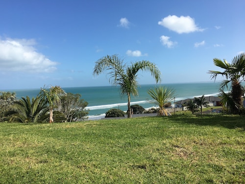 90 Mile Paradise - Ahipara