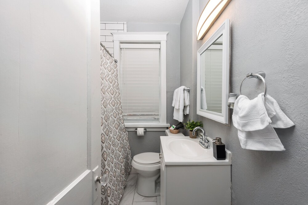 Traditional Apartment, 1 Bedroom, Non Smoking, Kitchen - Bathroom