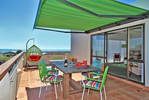 Cape View Villa - Stunning Sea Views