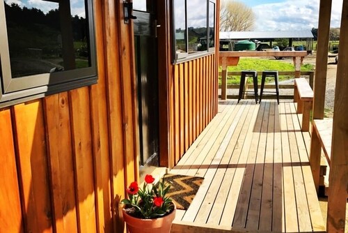 Ohingaiti Farm Cottage