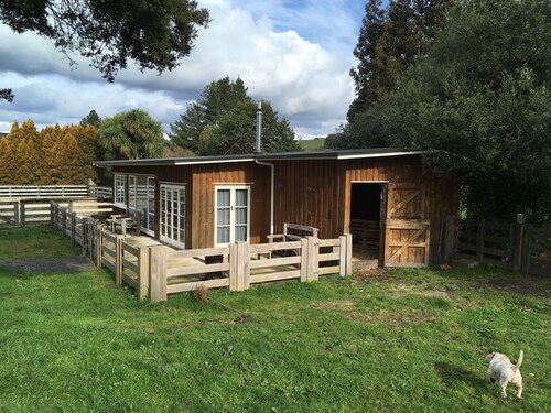 Kereru Lodge Kakahi: Private and Peaceful Getaway