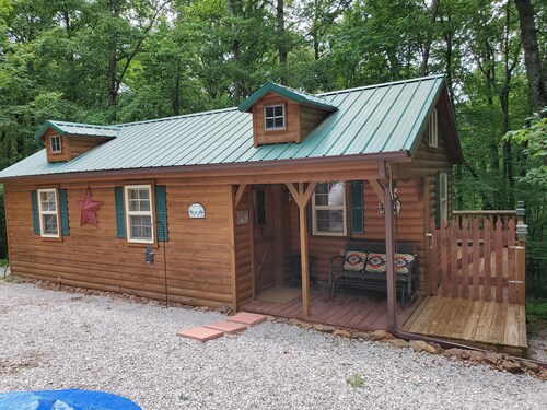 Cozy Cabin, Big South Fork, Horse property/hiking /kayaking/antiquing