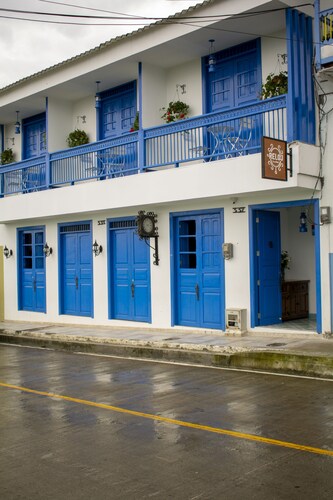 El reloj casa hotel