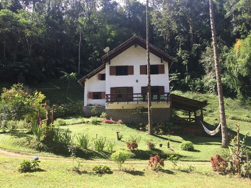 HOUSE IN THE MIDDLE OF NATURE - MARINGÁ MG