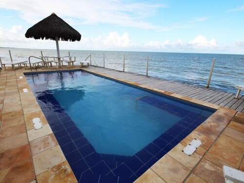 Apartment 02 side / sea view, ground floor, 1 suite and 1 bedroom. Solar Maradentro