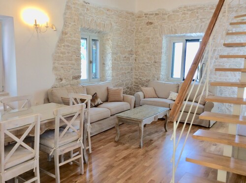 Beautiful house in the heart of Kalami beach.
