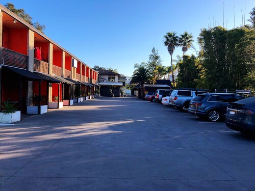 Central Jetty Motel