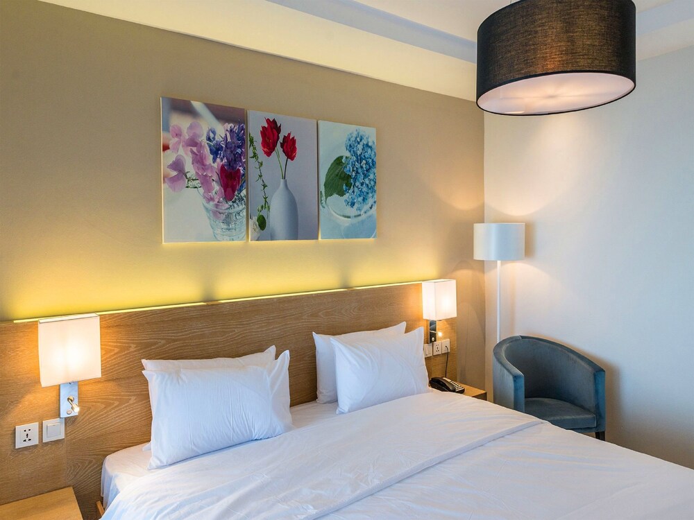 Suite - Guestroom