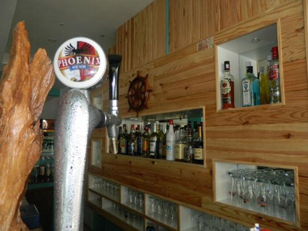 Hotel Bar