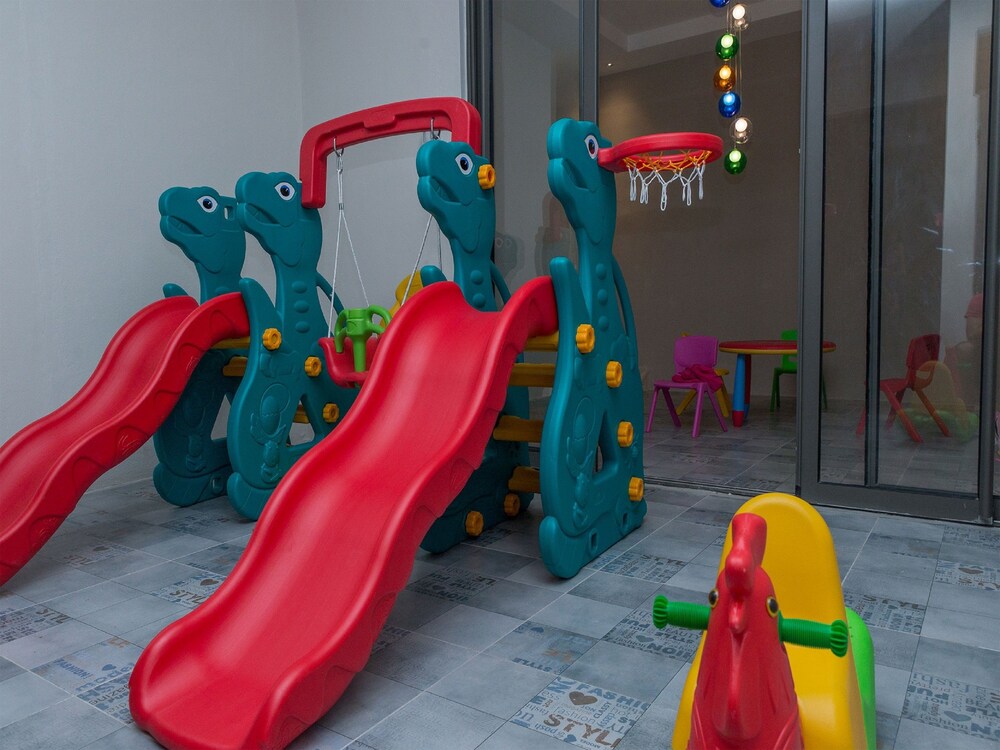 Childrens Play Area - Indoor