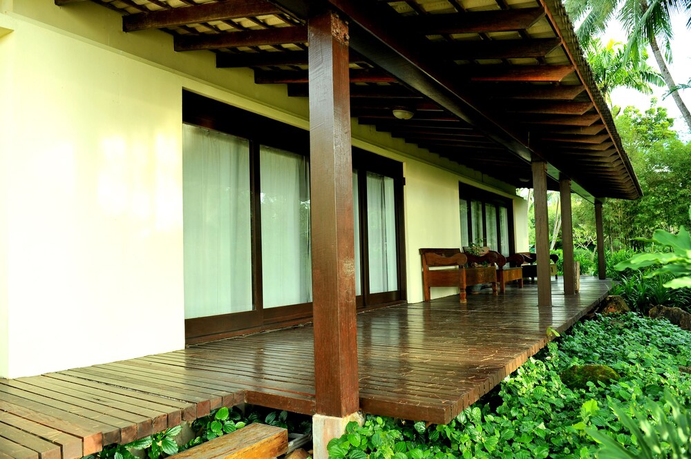 Outdoor Banquet Area