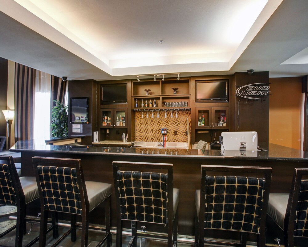 Hotel Bar